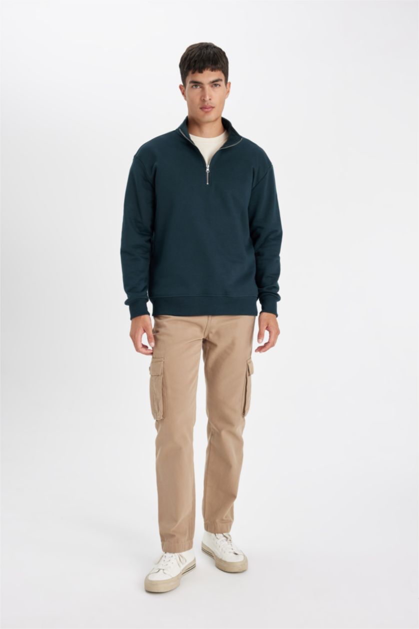 MAN Dark Green Comfort Fit Sweatshirt