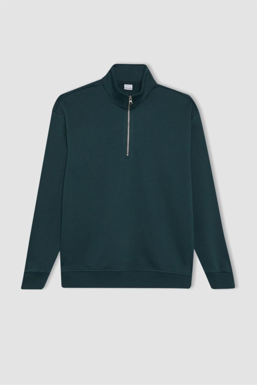 MAN Dark Green Comfort Fit Sweatshirt