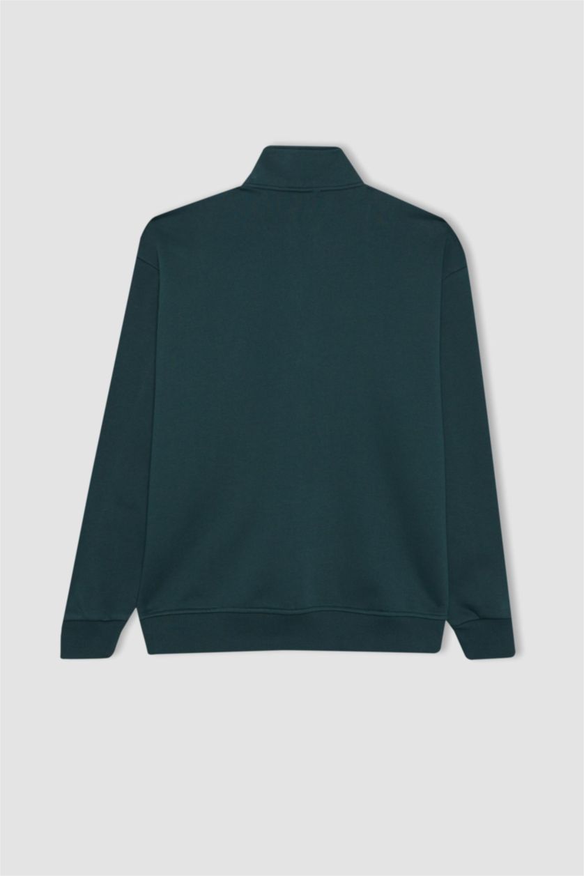 MAN Dark Green Comfort Fit Sweatshirt
