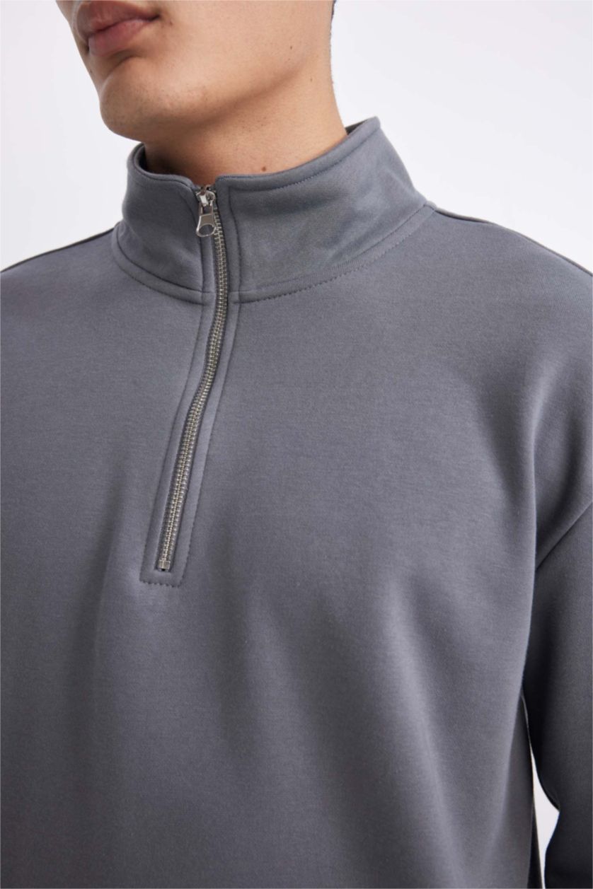 MAN Dark Grey Comfort Fit Thick Sweatshirt Fabric Sweatshirt