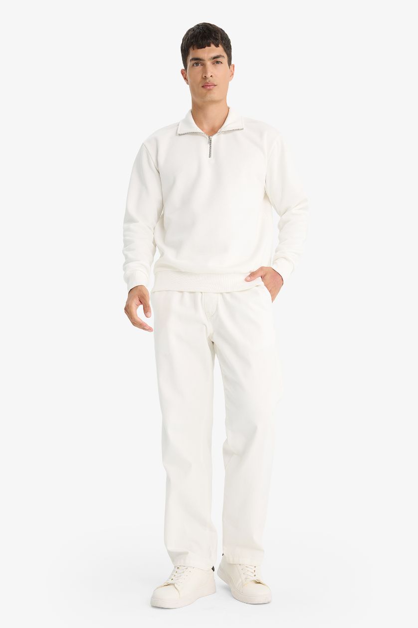Erkek Kırık Beyaz Regular Fit Dik Yaka Yarım Fermuarlı Basic Düz Sweatshirt