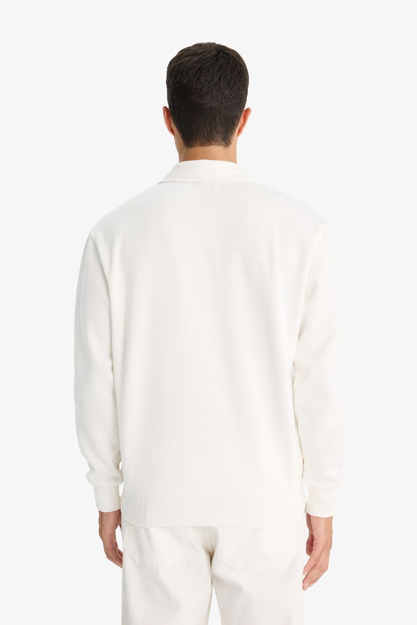 Erkek Kırık Beyaz Regular Fit Dik Yaka Yarım Fermuarlı Basic Düz Sweatshirt