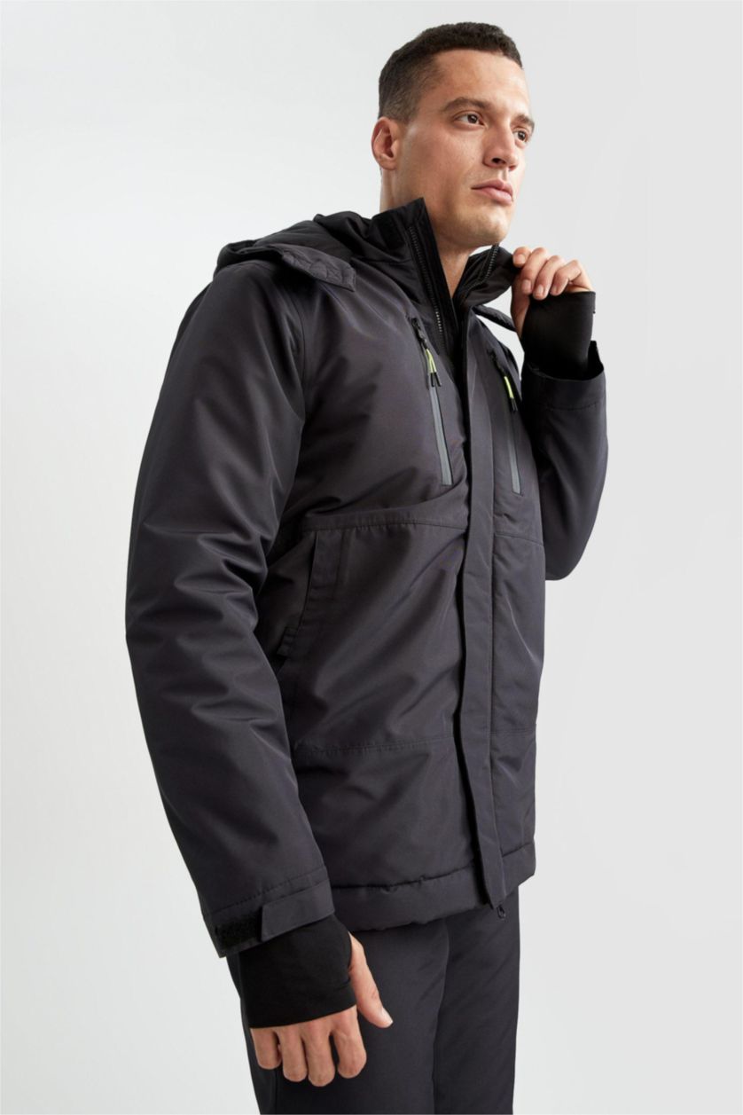 MAN Black Defacto Fit Regular Fit Ski Jacket