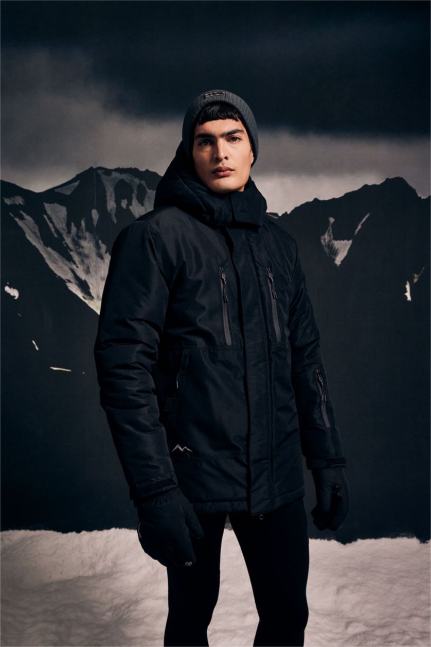 MAN Black DeFactoFit Waterproof Regular Fit Fleece Lined Ski Jacket