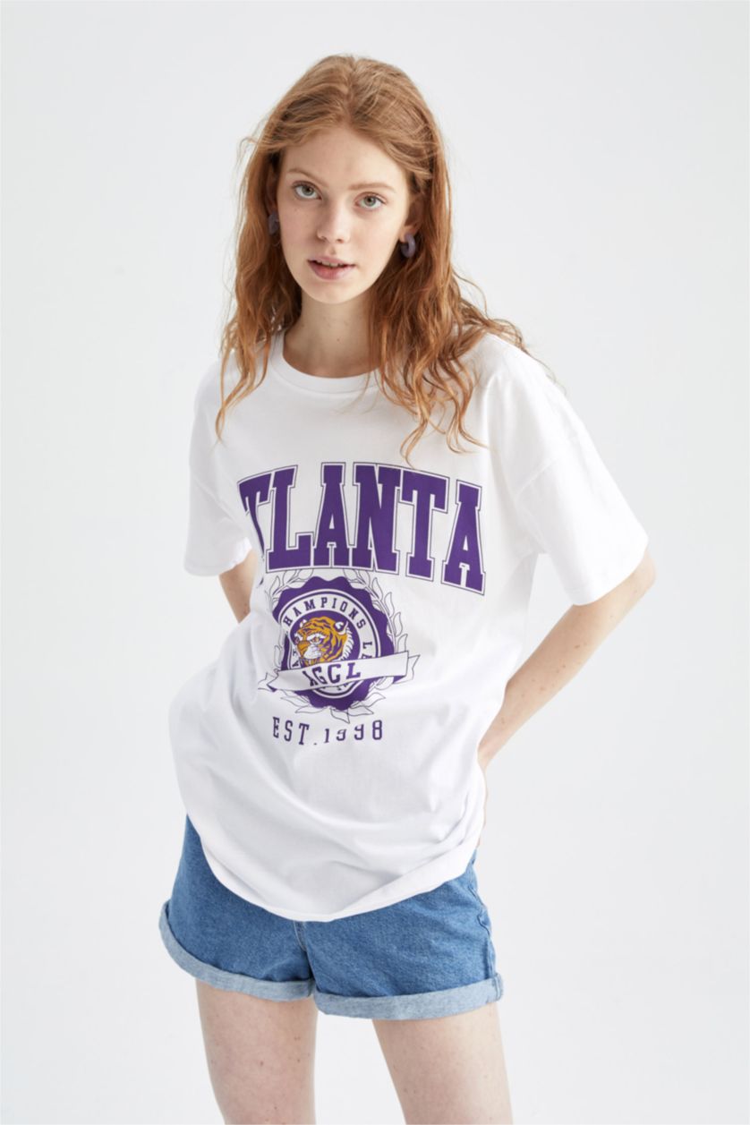 نساء أبيض تي شيرت نص كم مطبوع اوفر سايز بياقة مستديرة