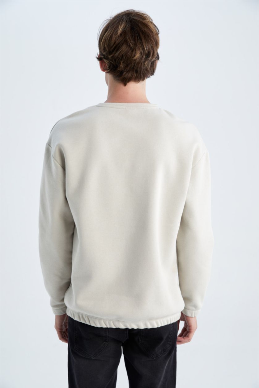 MAN Sand Boxy Fit Sweatshirt