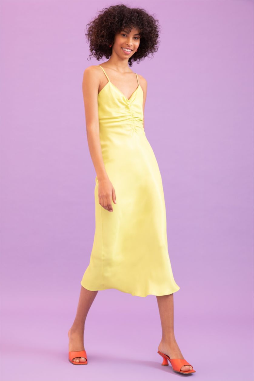 نساء Sarı فستان سهرة طويل ساتان بحمالات بياقة V بقصة مستقيمة