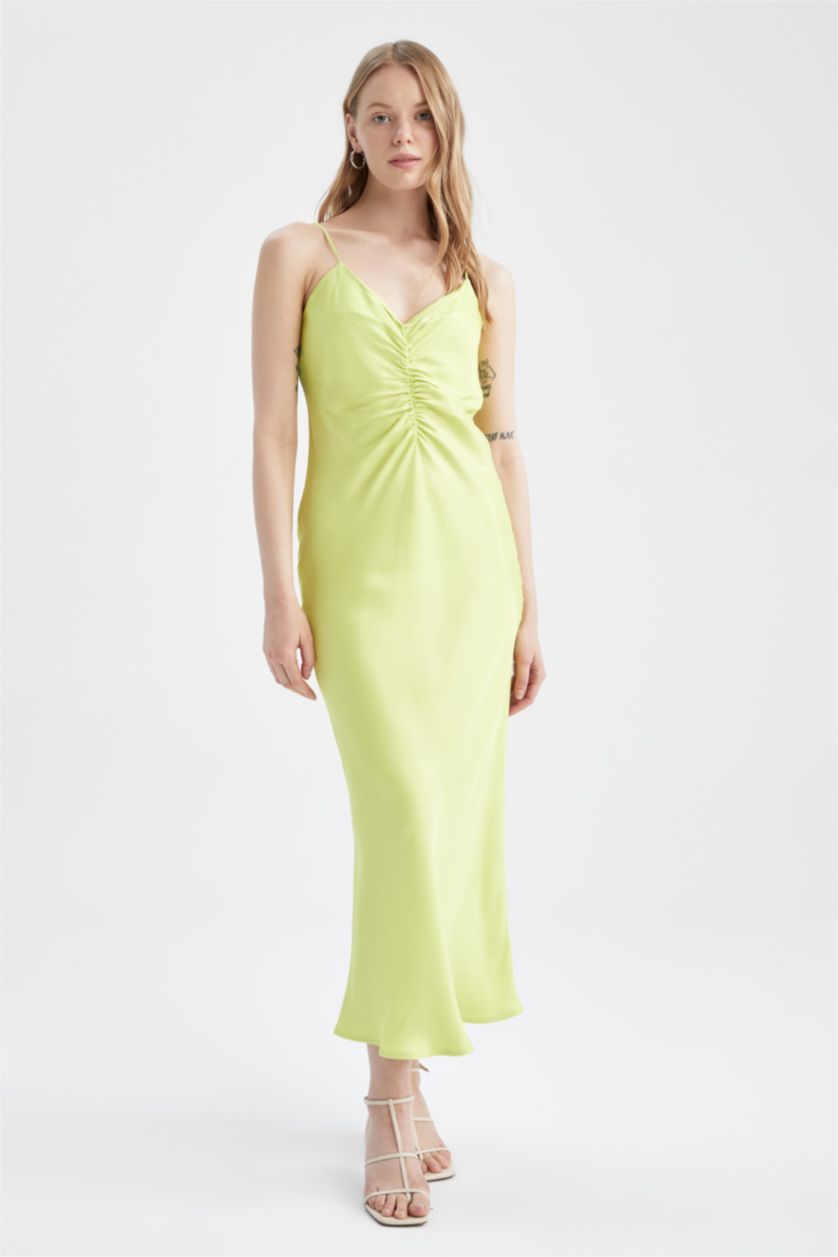 نساء Sarı فستان سهرة طويل ساتان بحمالات بياقة V بقصة مستقيمة