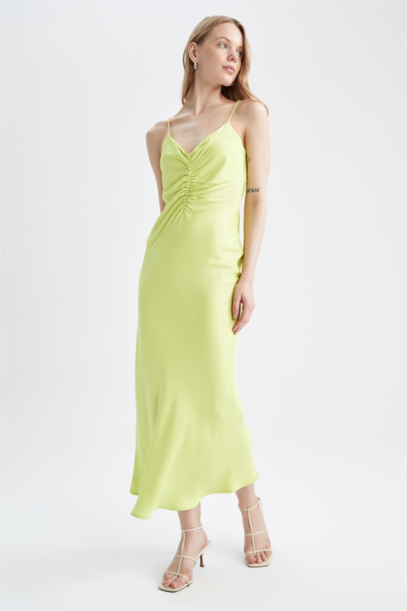 نساء Sarı فستان سهرة طويل ساتان بحمالات بياقة V بقصة مستقيمة