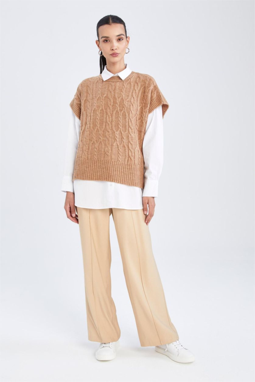 Woman Beige Relax Fit Crew Neck Vest