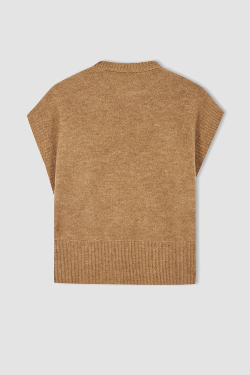 Woman Beige Relax Fit Crew Neck Vest