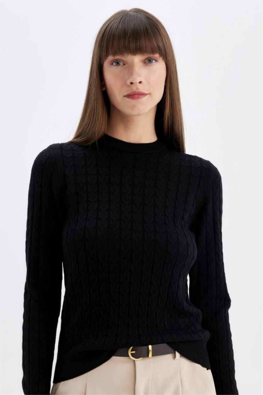 FEMME Noir Pull