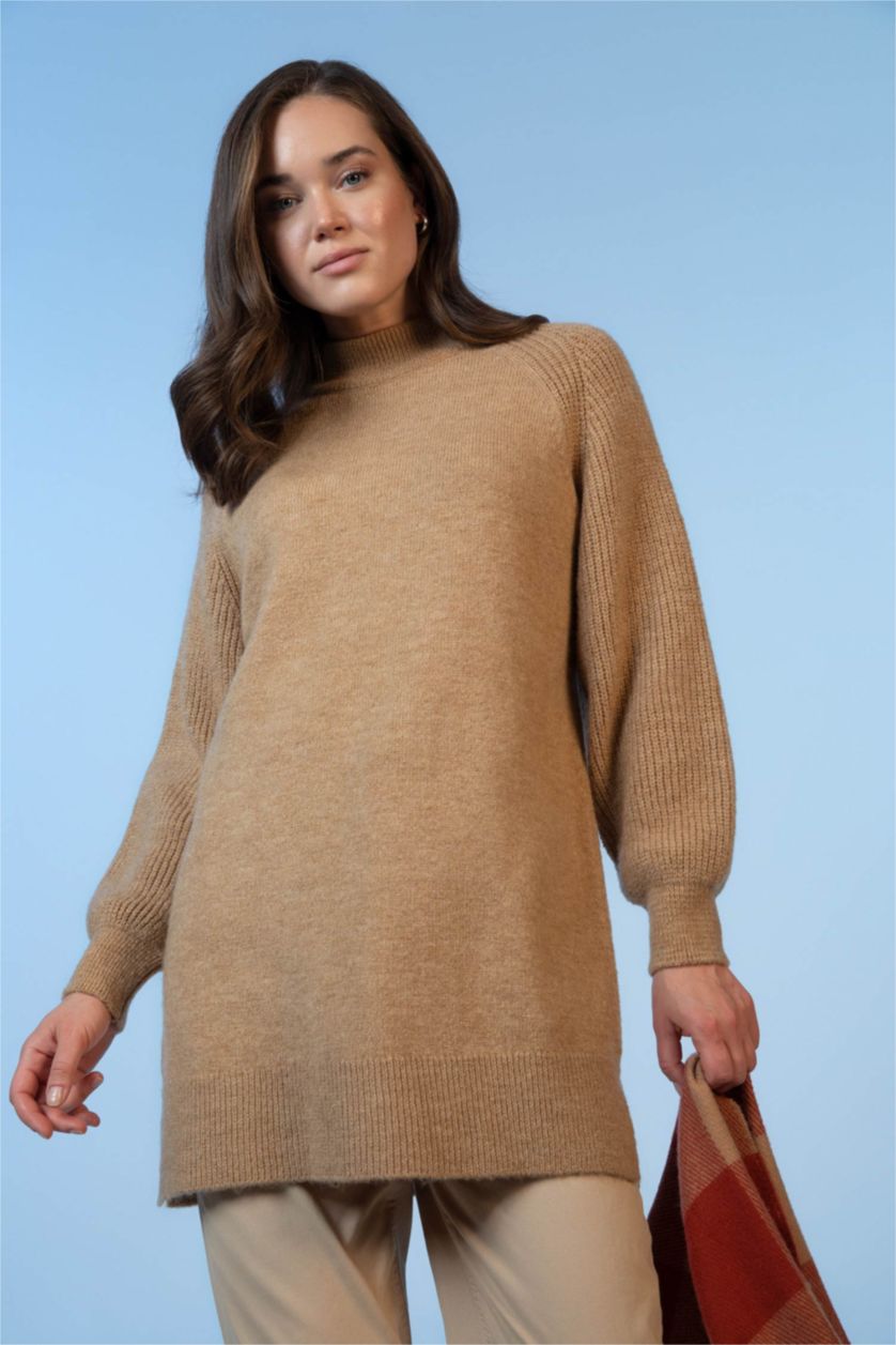 FEMME Beige Tunique Coupe Régulière Col montant