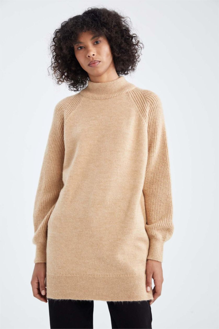 FEMME Beige Tunique Coupe Régulière Col montant
