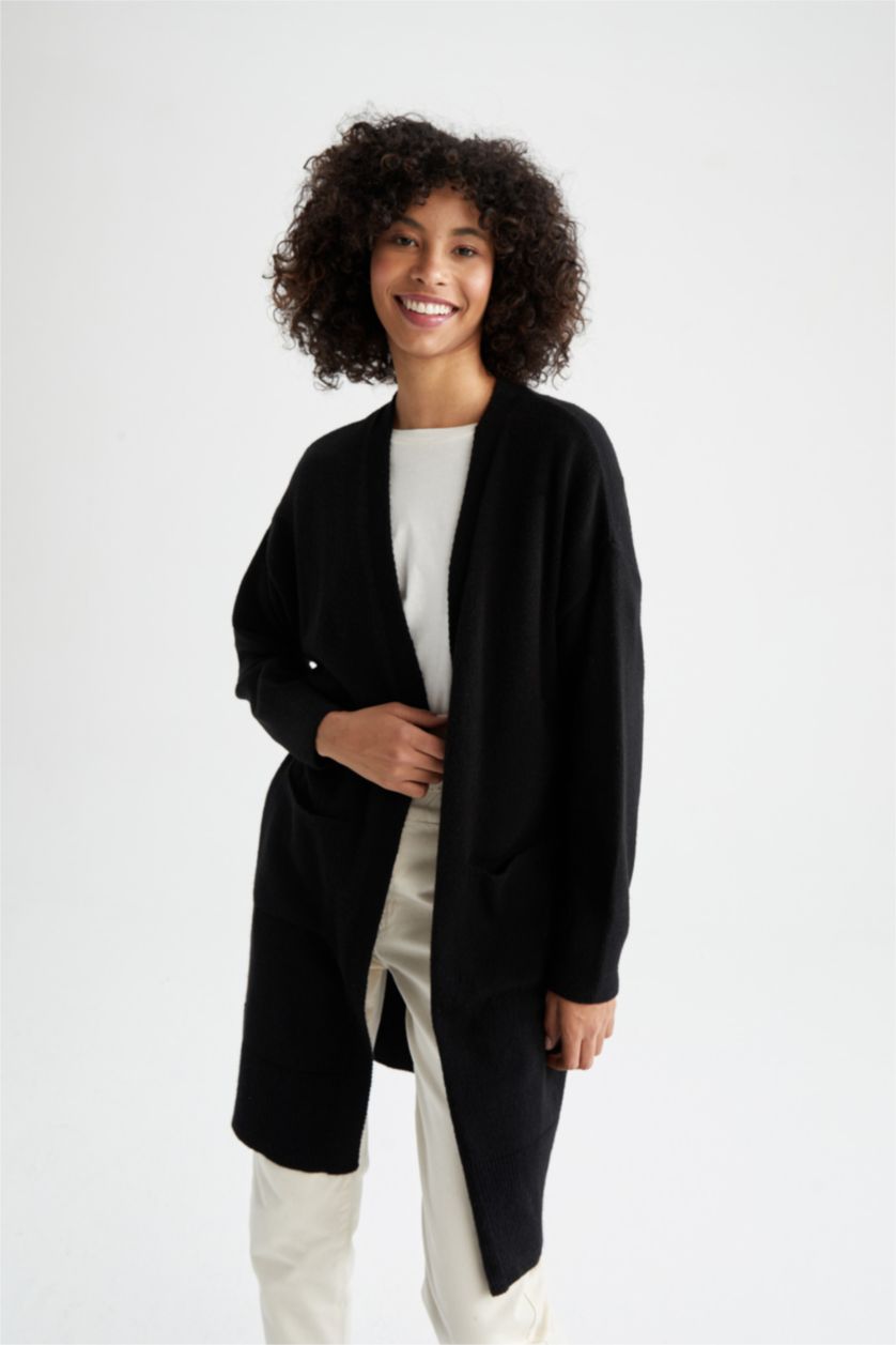 FEMME Noir Cardigan mi-long en maille à col en V et poche à coupe régulière