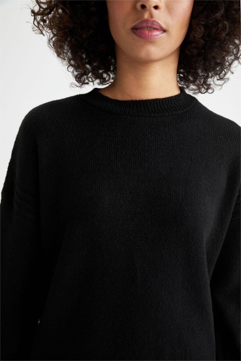 WOMAN Black Regular Fit Crew Neck Tunic