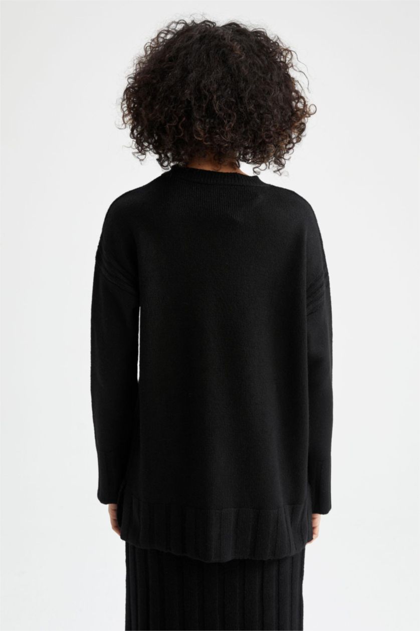 WOMAN Black Regular Fit Crew Neck Tunic