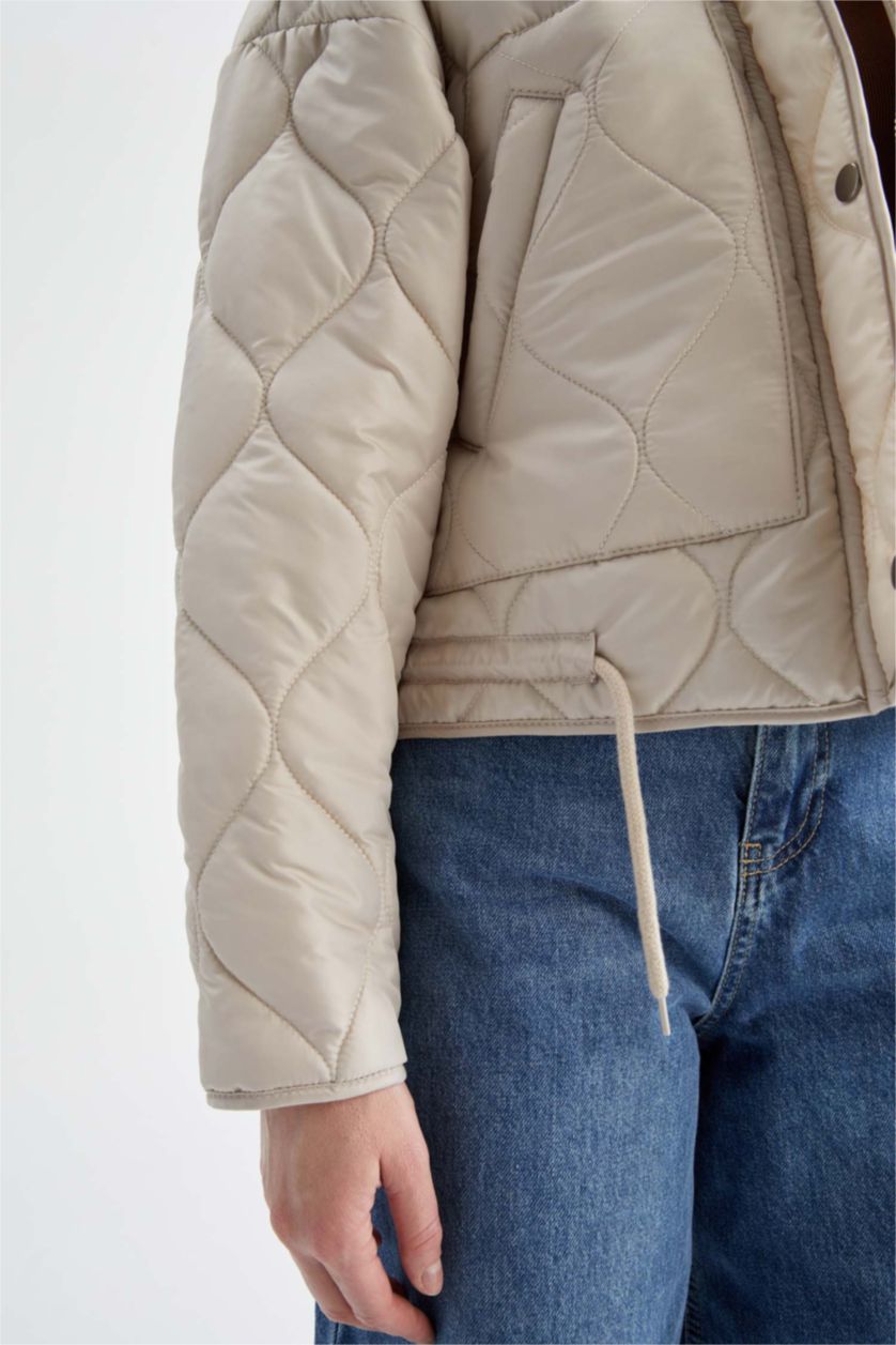 نساء بيج Puffer Jacket