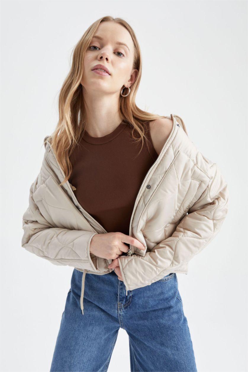 نساء بيج Puffer Jacket