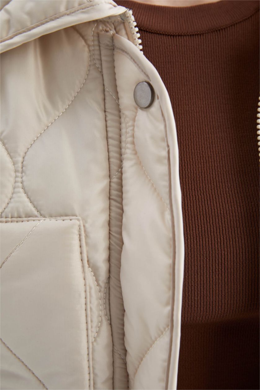 نساء بيج Puffer Jacket