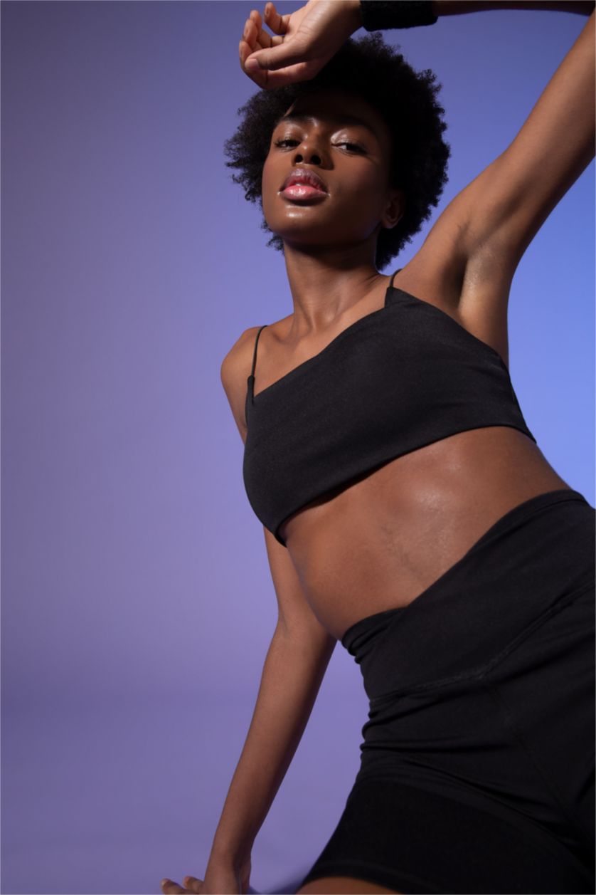 FEMME Noir Defacto Fit - Crop top à col ras du cou et bretelles en corde