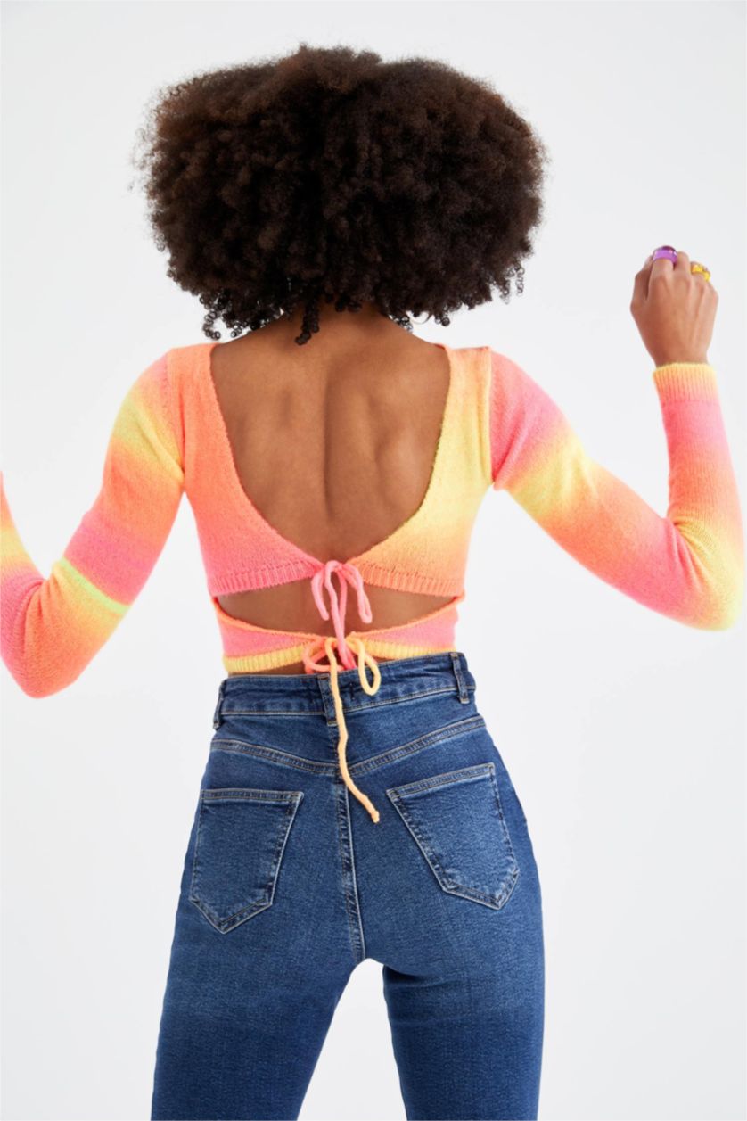 FEMME Rose Pull Crop Chiné avec détails dans le dos