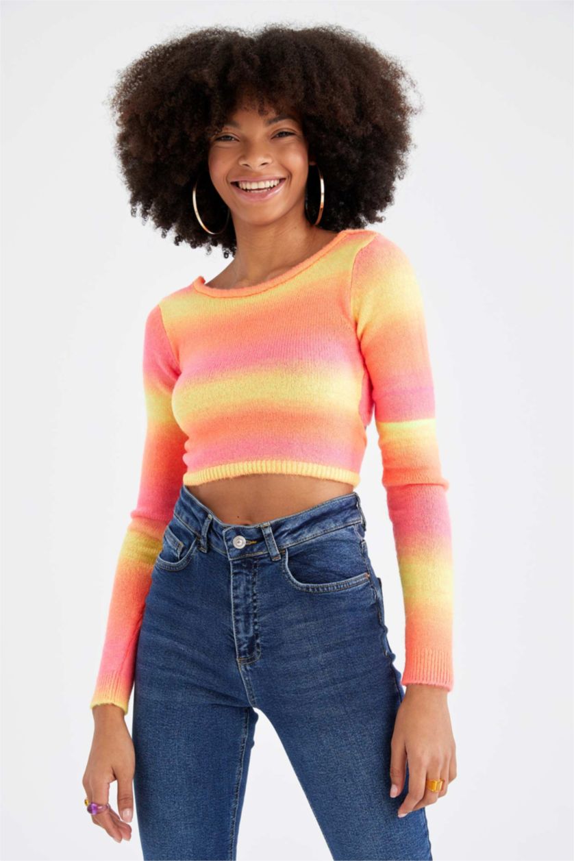 FEMME Rose Pull Crop Chiné avec détails dans le dos