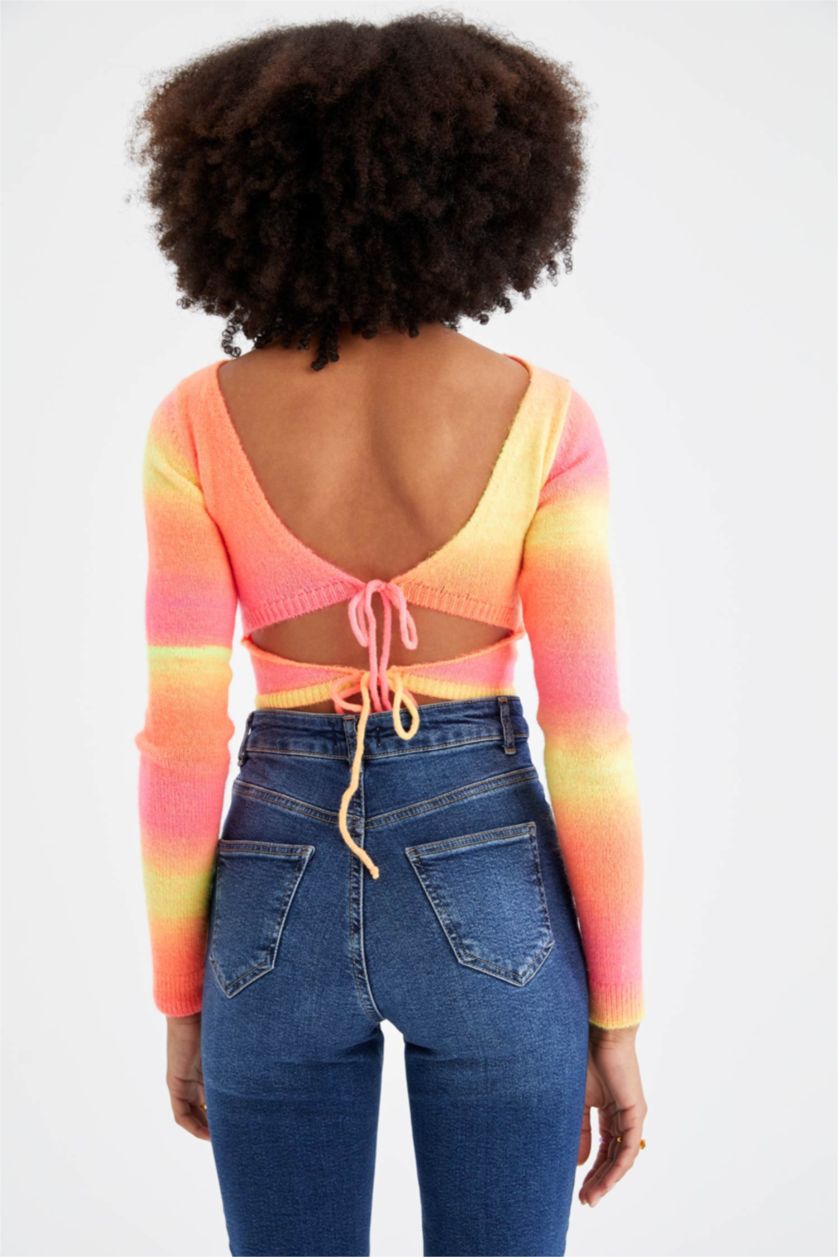 FEMME Rose Pull Crop Chiné avec détails dans le dos