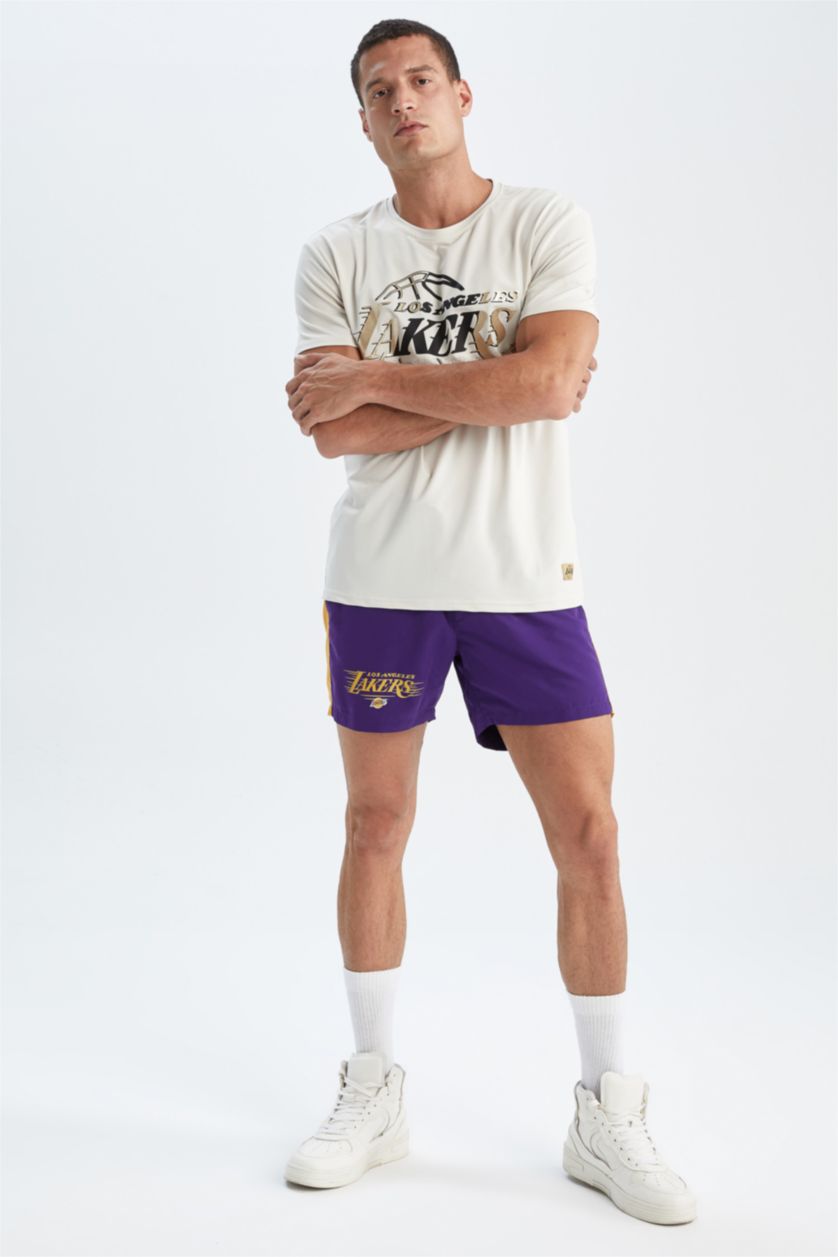 HOMME Beige Defacto Fit NBA Los Angeles Lakers T-shirt coupe régulière sous licence