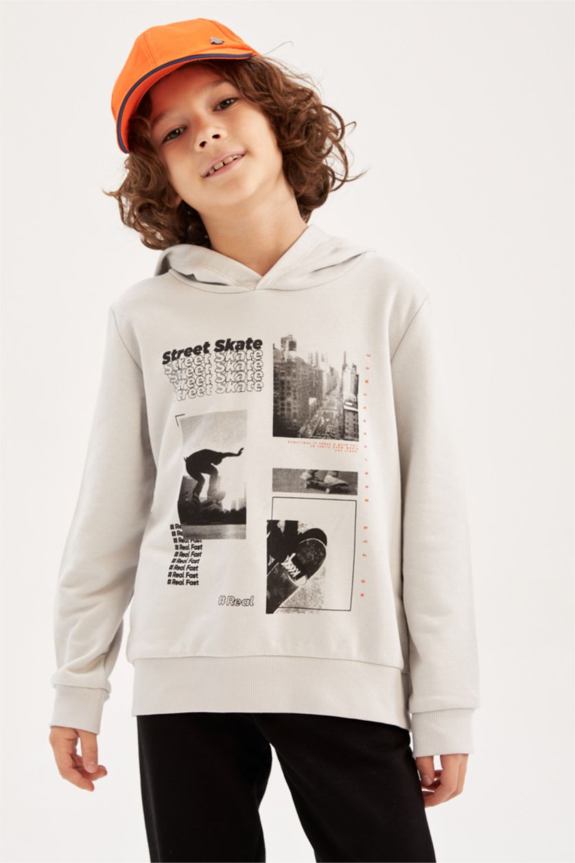 أولاد حجري فاتح طقم ولادي بغطاء للرأس مطبوع - قطعتين