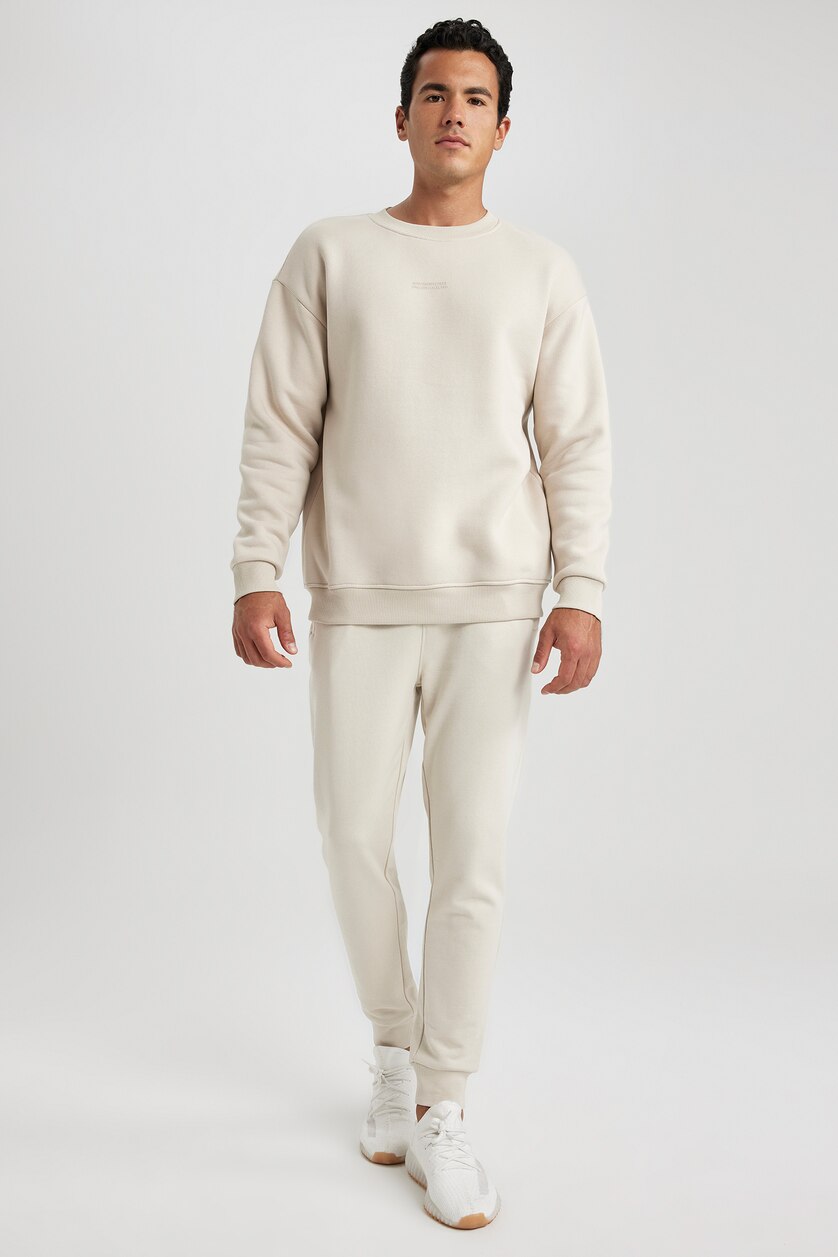 رجال اللون الرملي Boxy Fit Sweatshirt