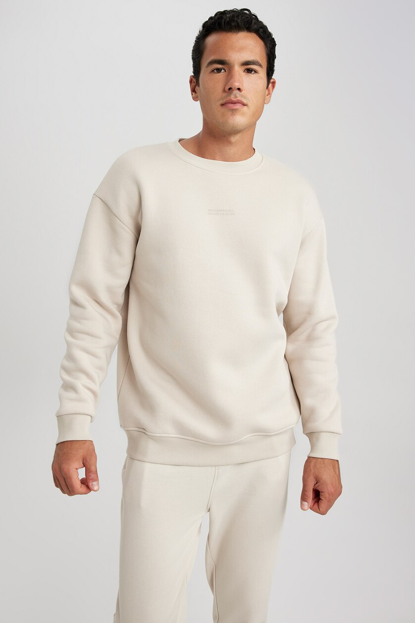 رجال اللون الرملي Boxy Fit Sweatshirt
