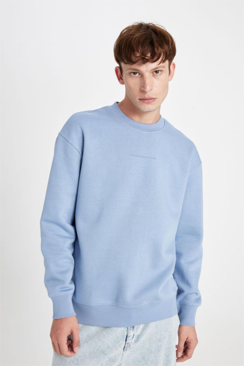 Men Blue Boxy Fit Sweatshirt