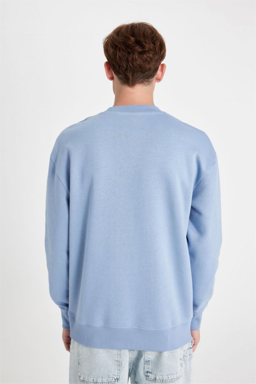 Men Blue Boxy Fit Sweatshirt