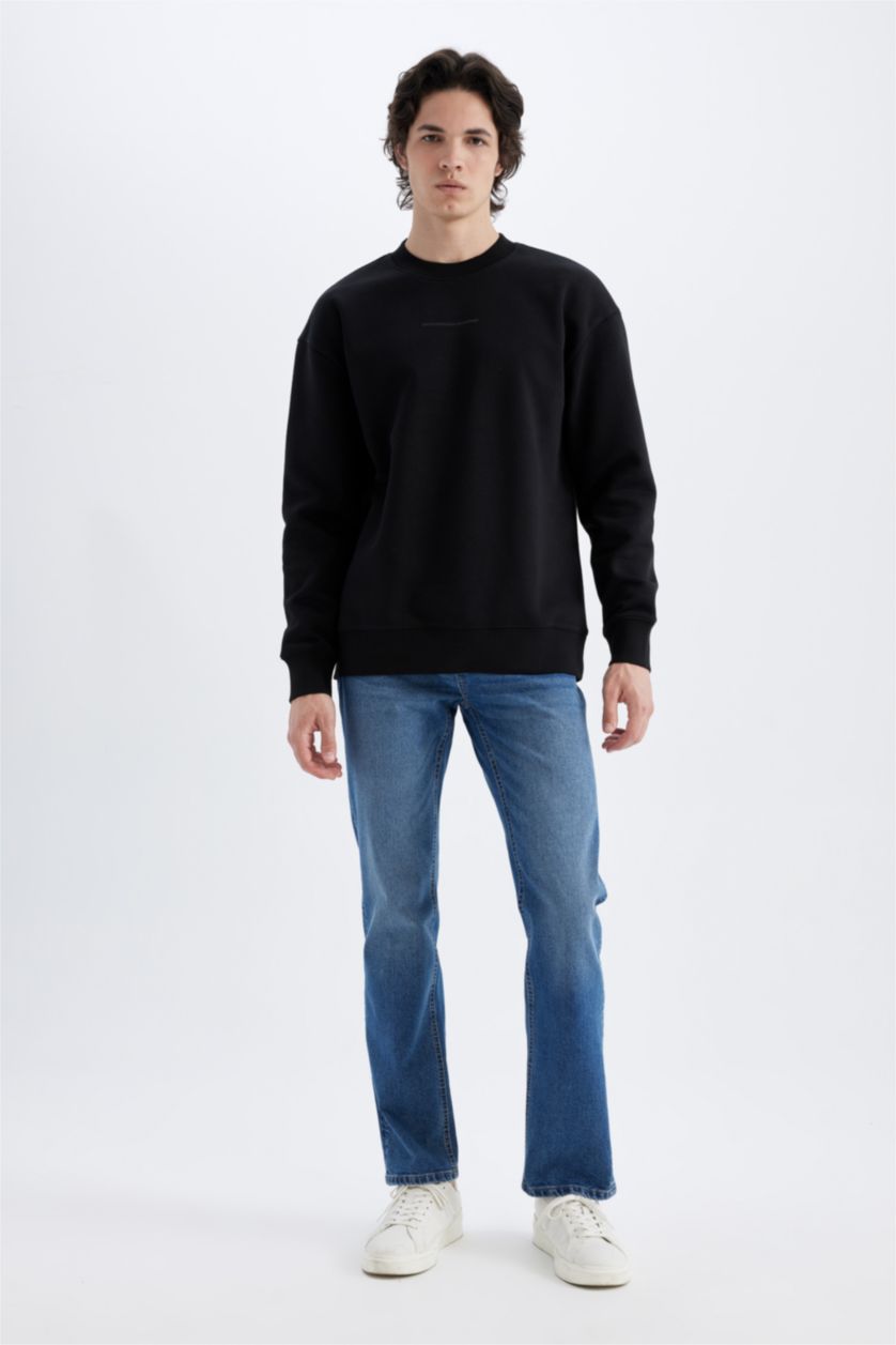 MAN Black Boxy Fit Sweatshirt