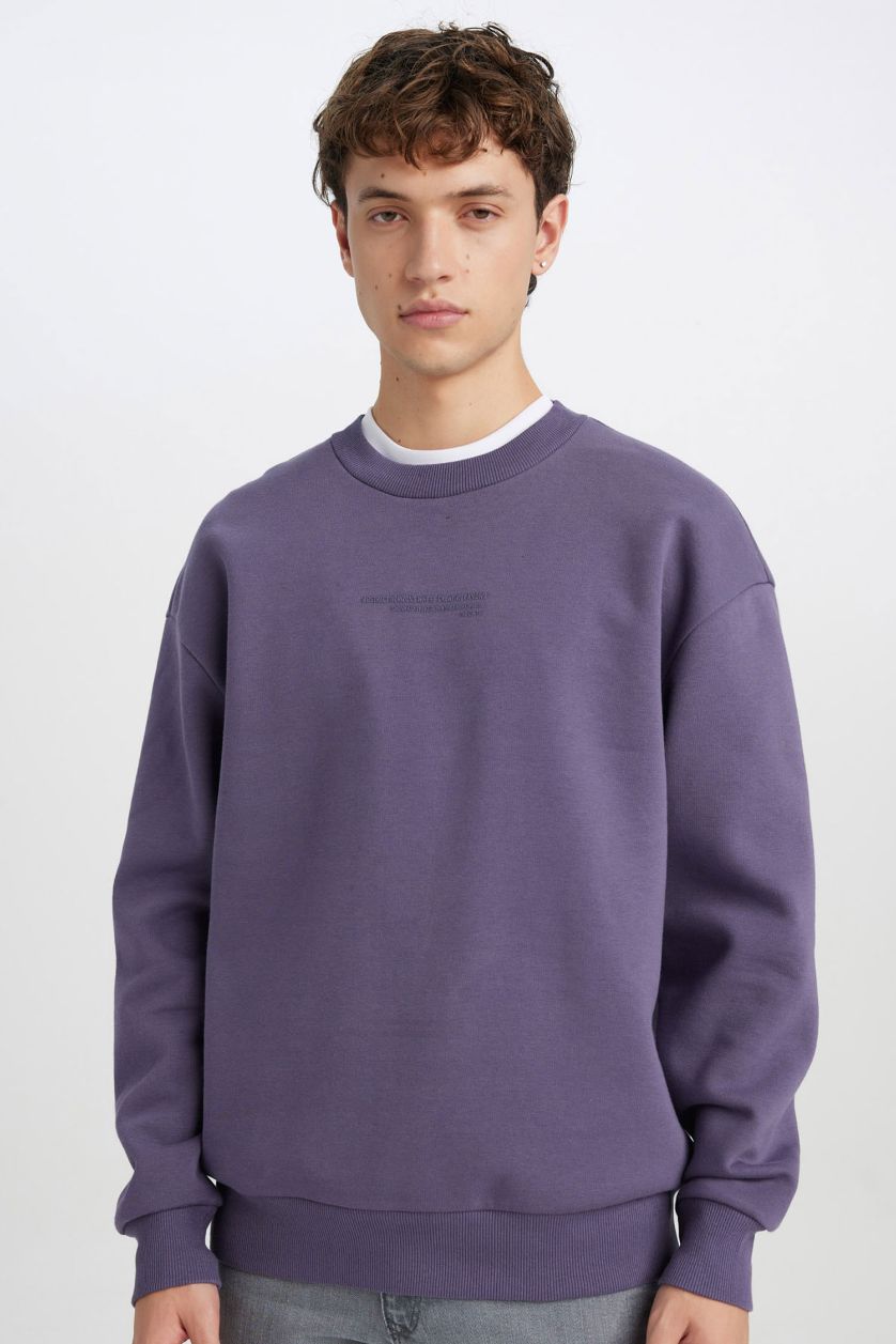 Erkek Mor Boxy Fit Bisiklet Yaka Baskılı Sweatshirt