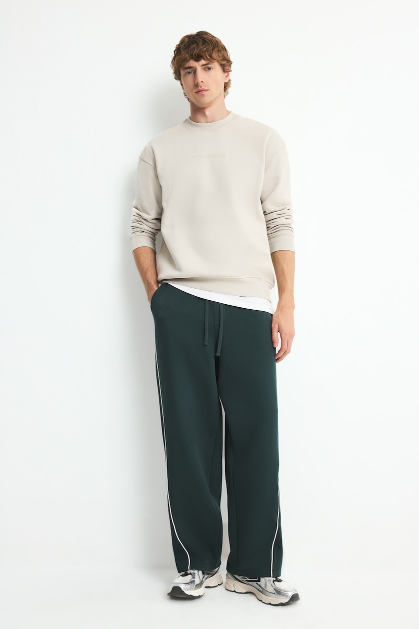 MAN Stone Boxy Fit Cotton Fleece Lined Crew Neck Printed Sweatshirt