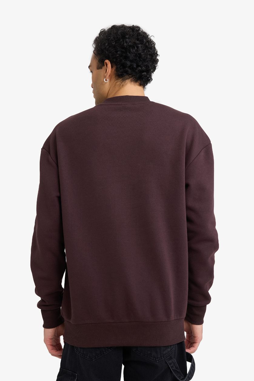 رجال بني سويت شيرت مطبوع أوفر سايز برقبة مستديرة