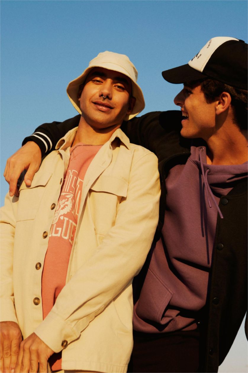 رجالي زهري سويت شيرت بقصة عادية بغطاء للرأس بريش ناعم من الداخل