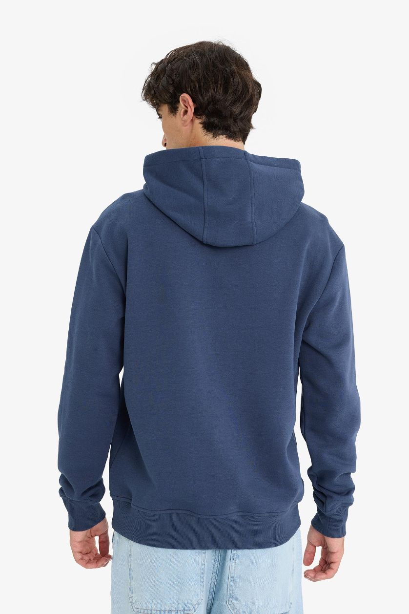 Man NAVY Regular Fit Long Sleeve Sweatshirt