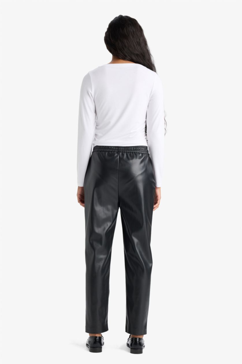 نساء أسود بنطرون جوجر فيت بجيب