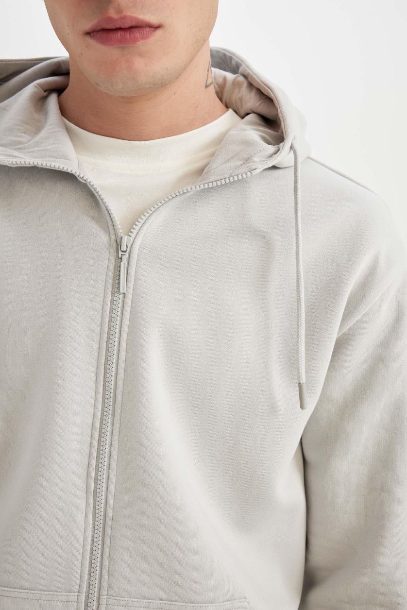 MAN Light Grey Regular Fit Soft Furry Inside Basic Zip-Up Hoodie