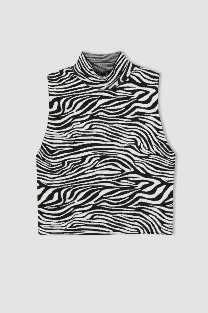 Kadın Ekru Fıtted Yarım Balıkçı Yaka Atlet