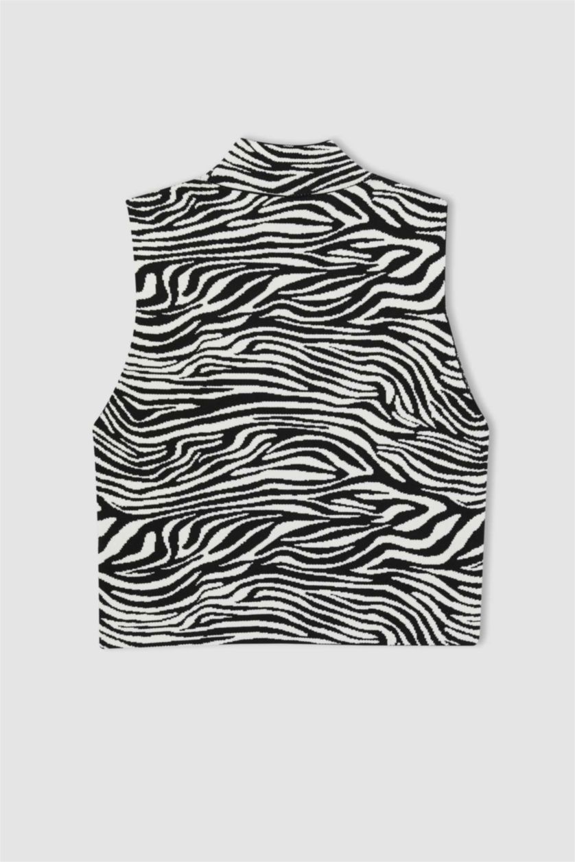 Kadın Ekru Fıtted Yarım Balıkçı Yaka Atlet