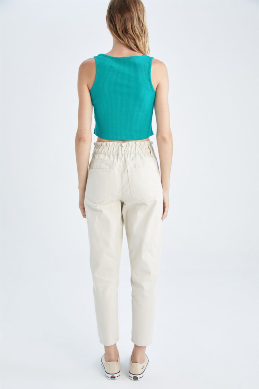 FEMME Beige Pantalon ample en gabardine à taille normale