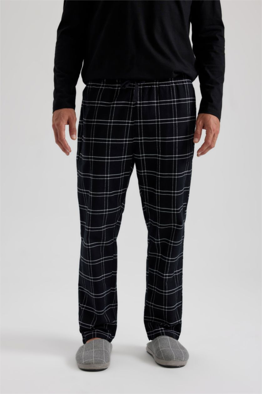 MAN Black Regular Fit Bottom