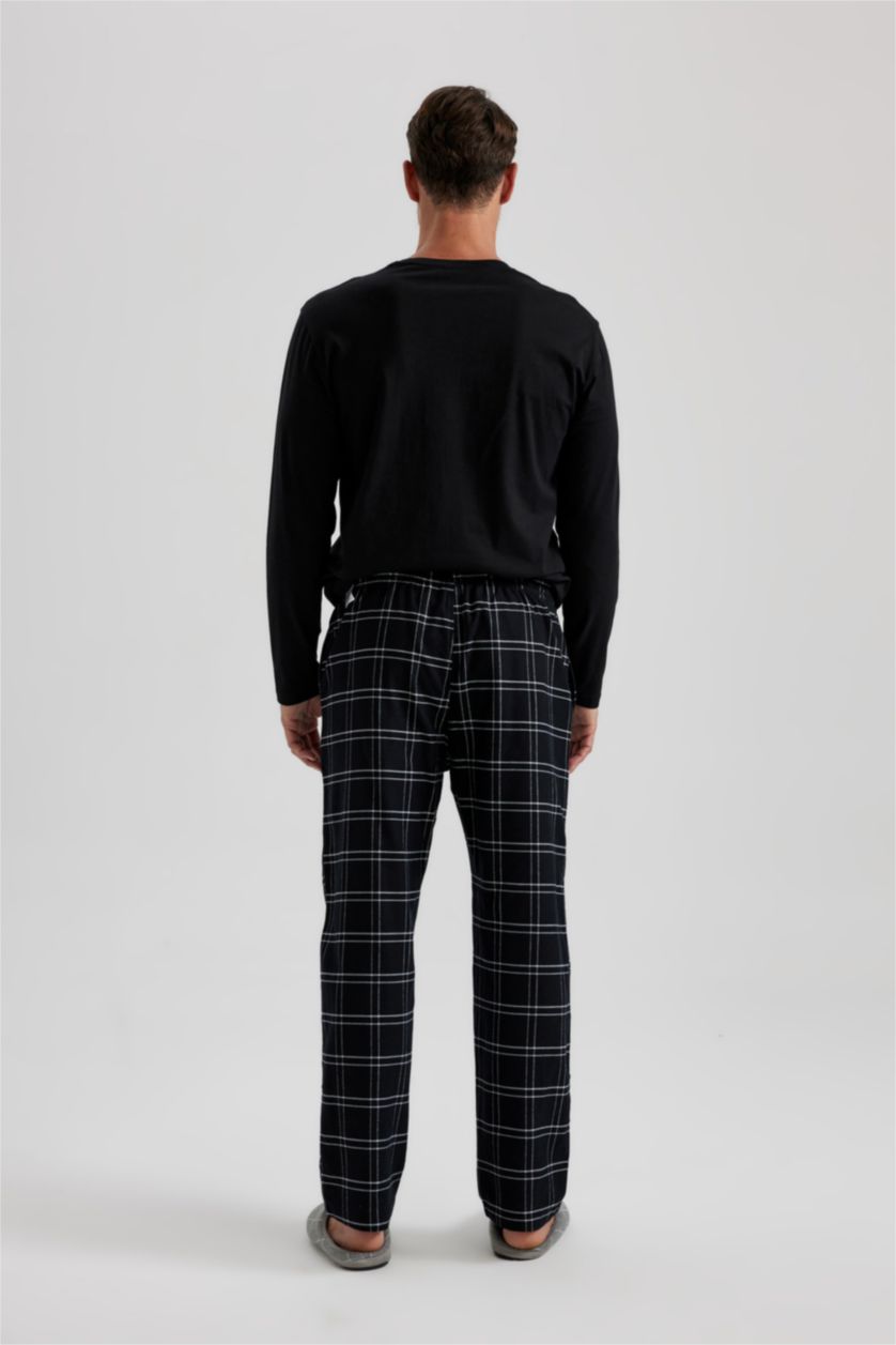 MAN Black Regular Fit Bottom