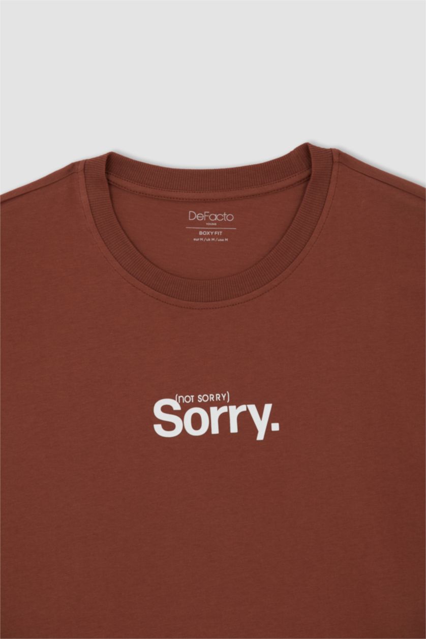 رجال بني تي شيرت نص كم وطبعة بشعار برقبة مستديرة