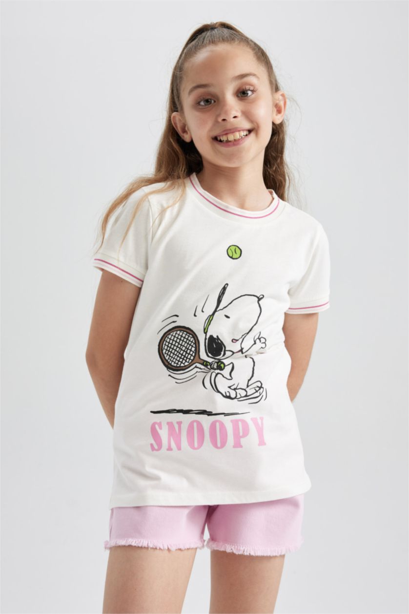 GIRLS & TEENS White Girl Snoopy Licensed Regular Fit Short Sleeved T-Shirt