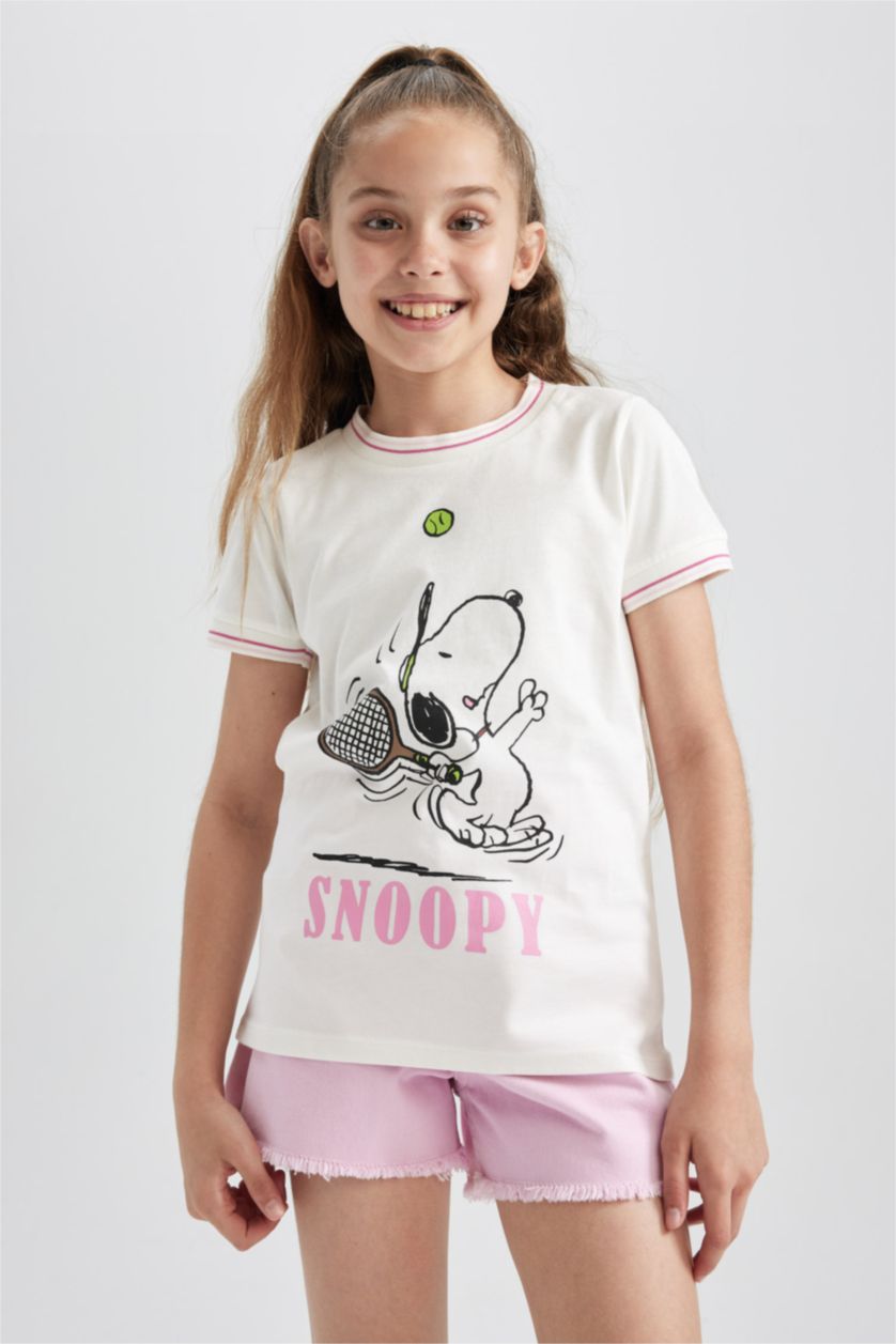 GIRLS & TEENS White Girl Snoopy Licensed Regular Fit Short Sleeved T-Shirt